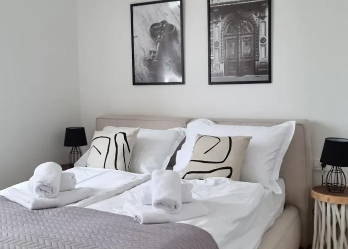 Apartamento Sara With Sea View